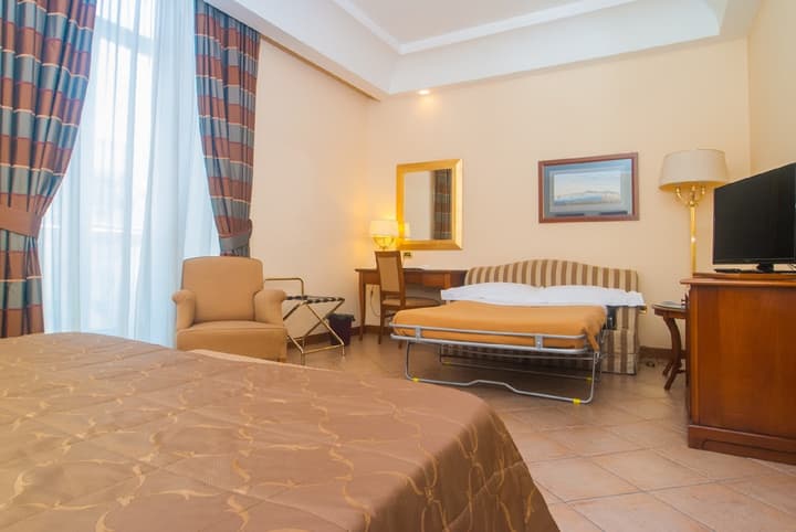 Le Cheminee Business Hotel