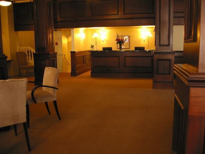 Washington Inn Oakland CA