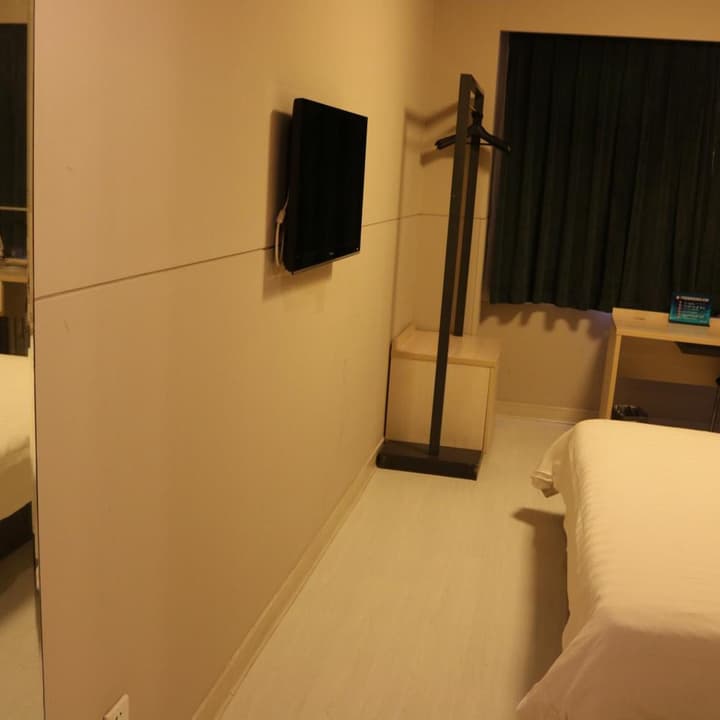 Jinjiang Inn(Beijing Universal Resort Tongzhou Beiyuan Subway Station)