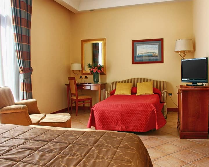 Le Cheminee Business Hotel
