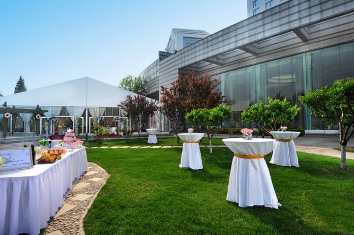 V Continent Parkview Wuzhou