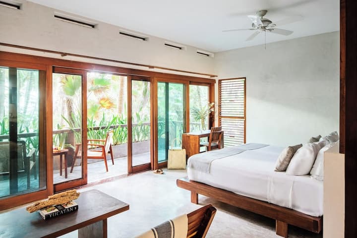 Olas Tulum