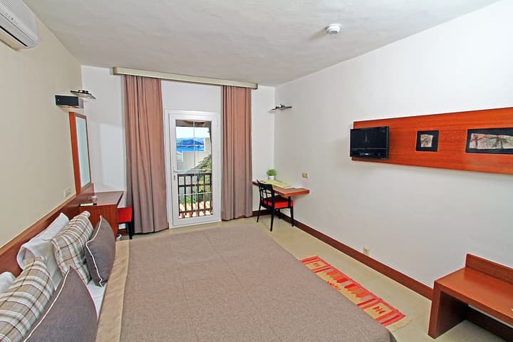 Magna Manastir Hotel