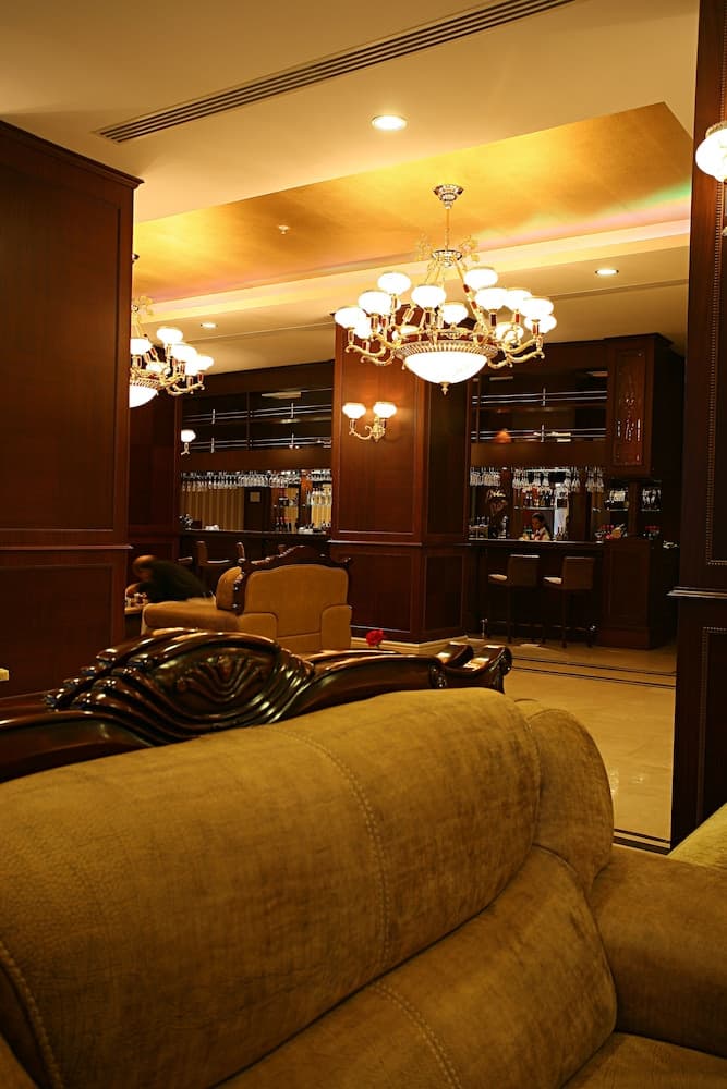 Latanya Palm and Spa Hotel