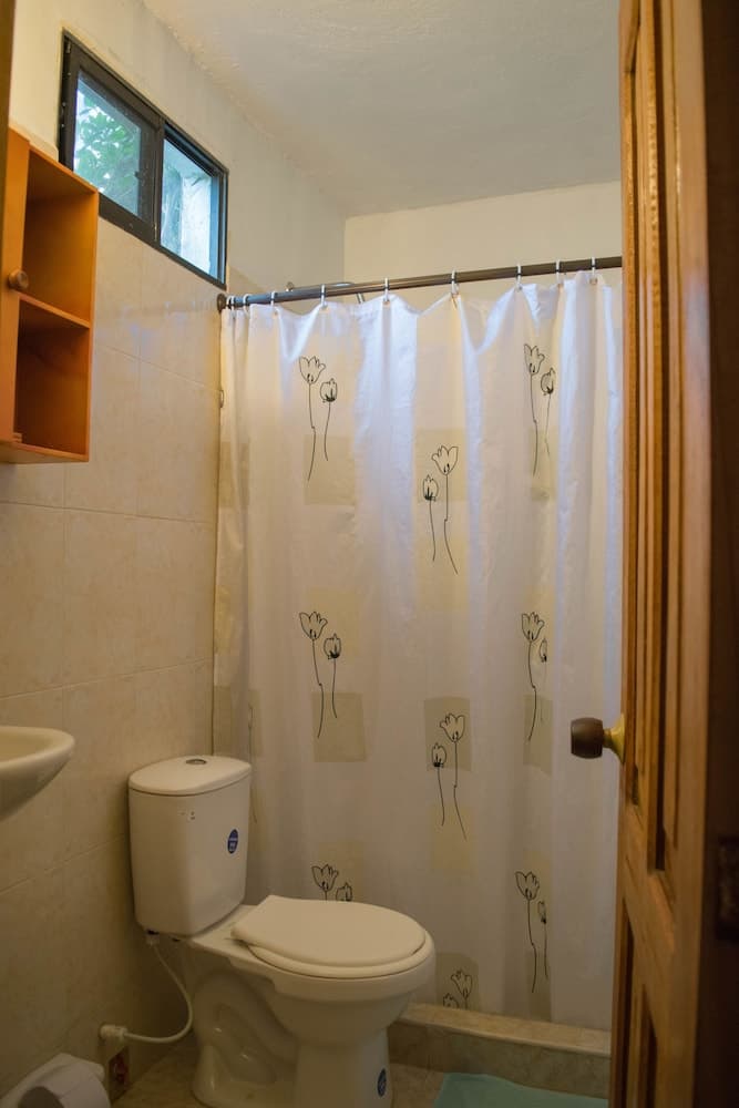 Primaluna Beach Hostel