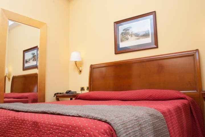 Le Cheminee Business Hotel