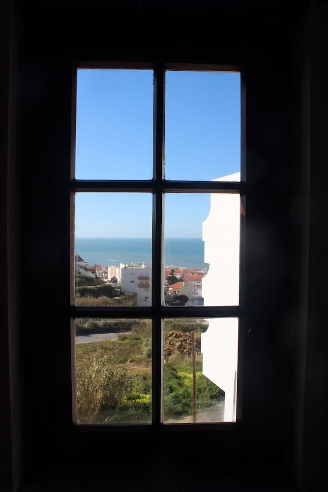 Ericeira Chill Hill 2 Peach Garden