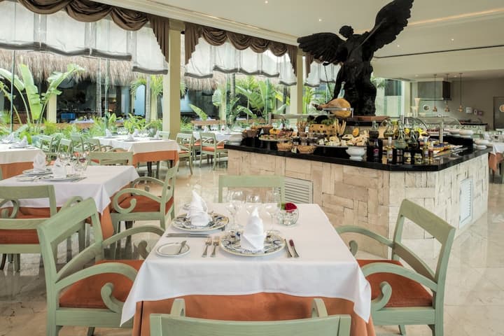 Iberostar Waves Quetzal
