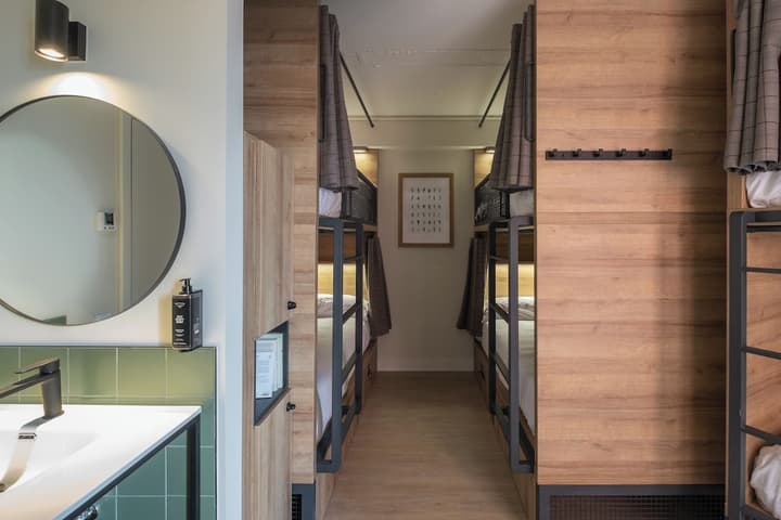 LATROUPE Grand Place Hostel