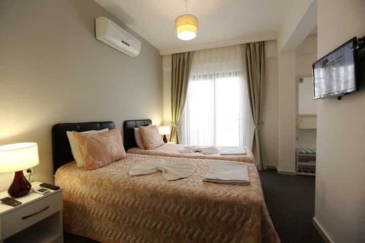 Himm Hotel