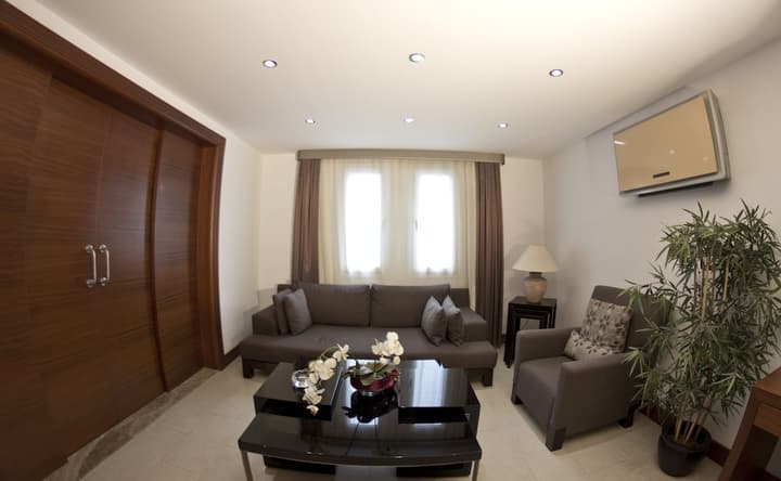 Magna Manastir Hotel