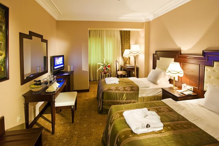Latanya Palm and Spa Hotel