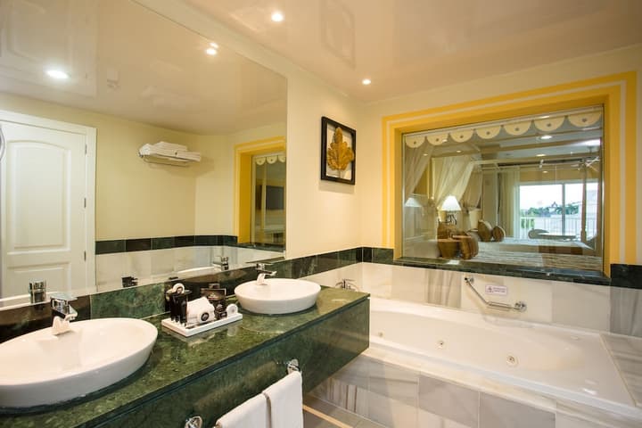 Bahia Principe Escape Bouganville - Adults Only