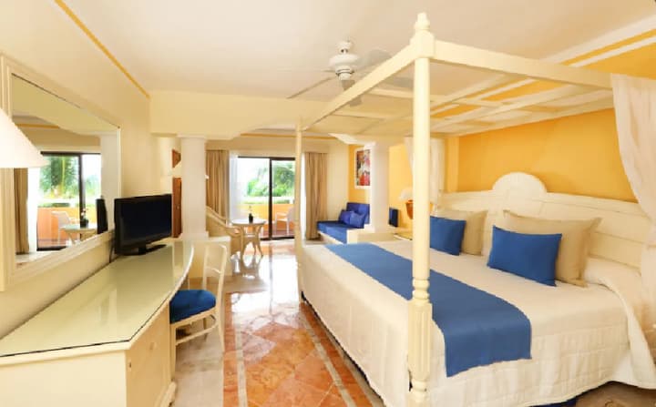 Bahia Principe Explore Akumal - All Inclusive