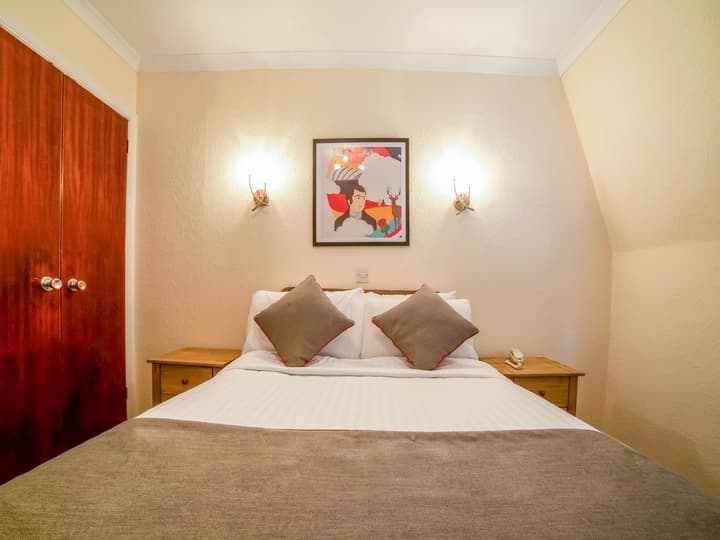 Oyo Loch Ness Drumnadrochit Hotel