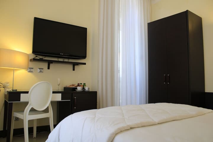 HOTEL FERDINANDO II