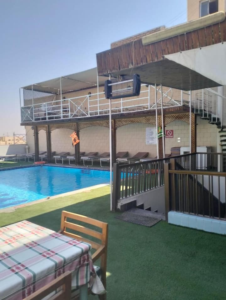 Emilio Hotel Luxor