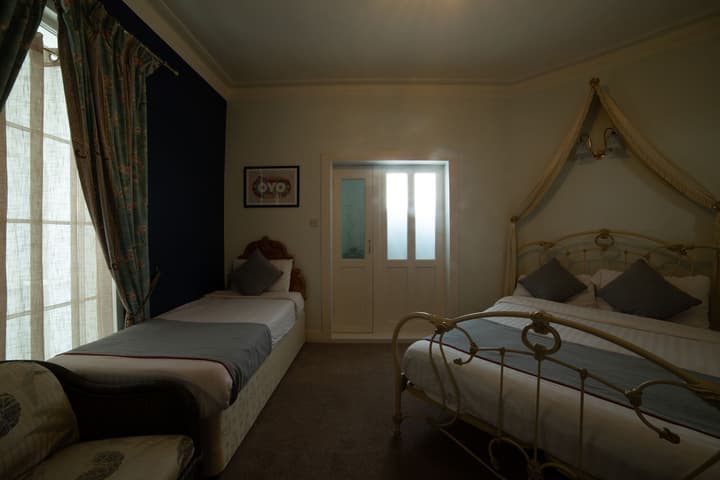 Oyo Fines Bayliwick Hotel