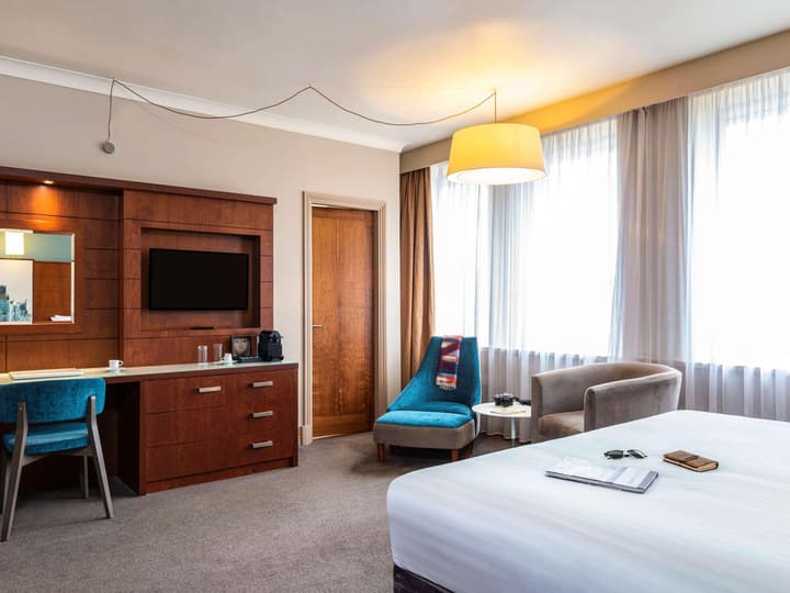 Mercure Bristol Holland House