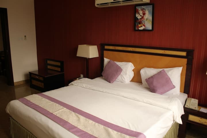Garden Hotel