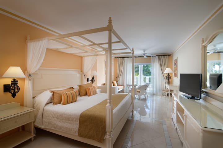 Bahia Principe Escape Bouganville - Adults Only