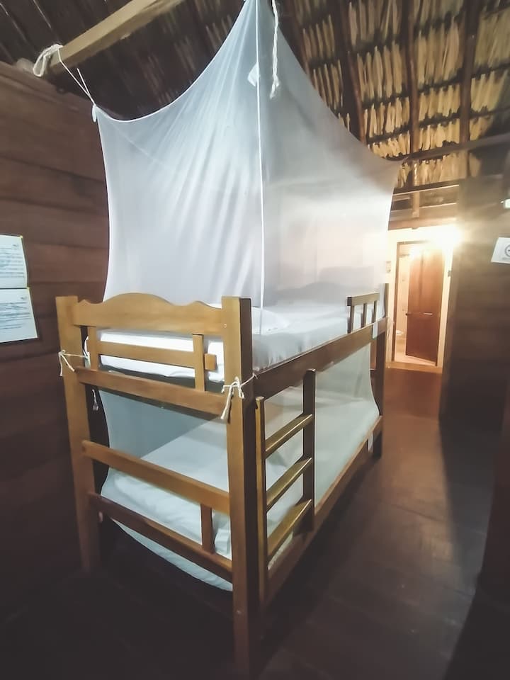 Primaluna Beach Hostel