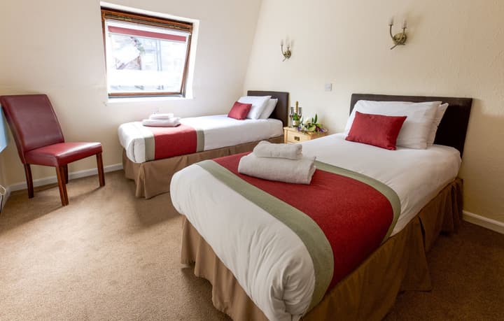 Oyo Loch Ness Drumnadrochit Hotel