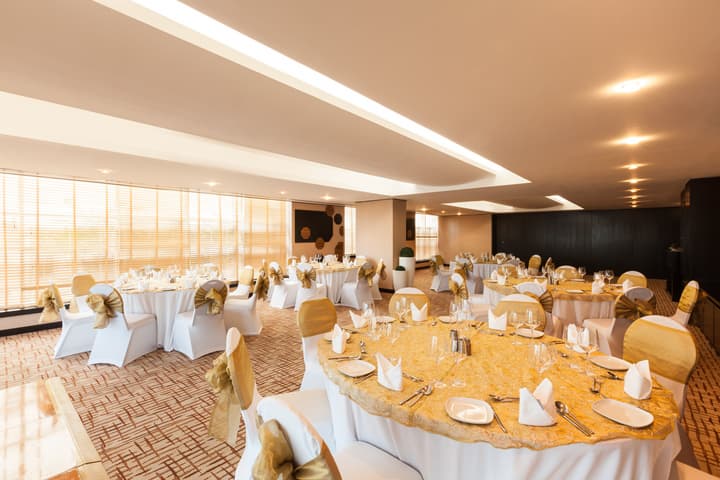 Holiday Inn Dubai Al Barsha