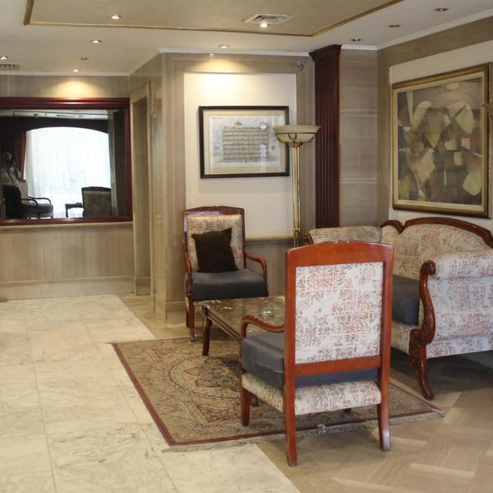 Emilio Hotel Luxor