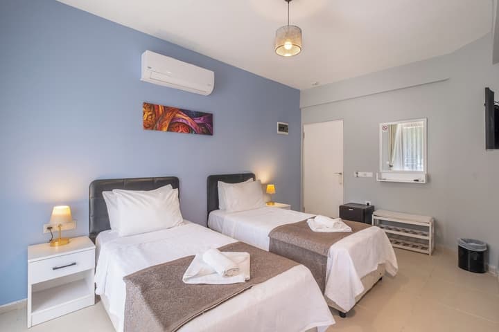 Himm Hotel