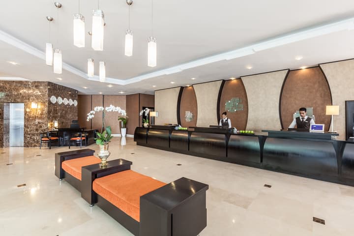 Holiday Inn Dubai Al Barsha