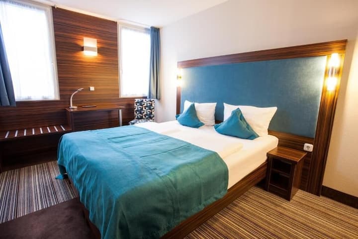 CENTRO HOTEL AYUN