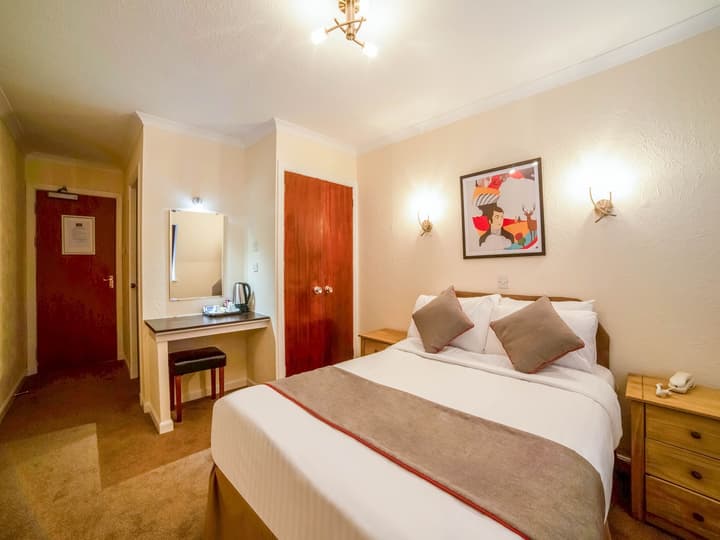 Oyo Loch Ness Drumnadrochit Hotel