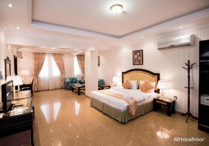 Garden Hotel