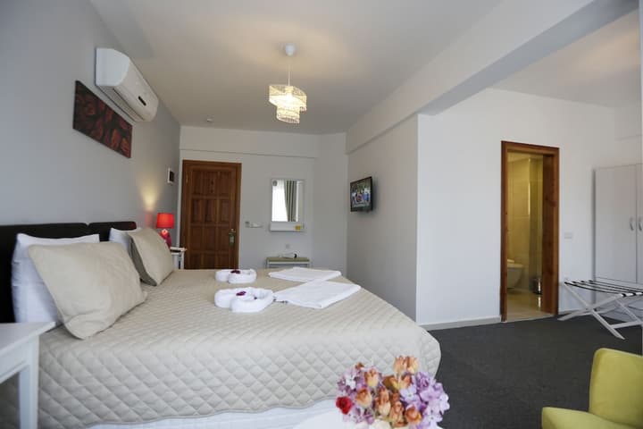 Himm Hotel