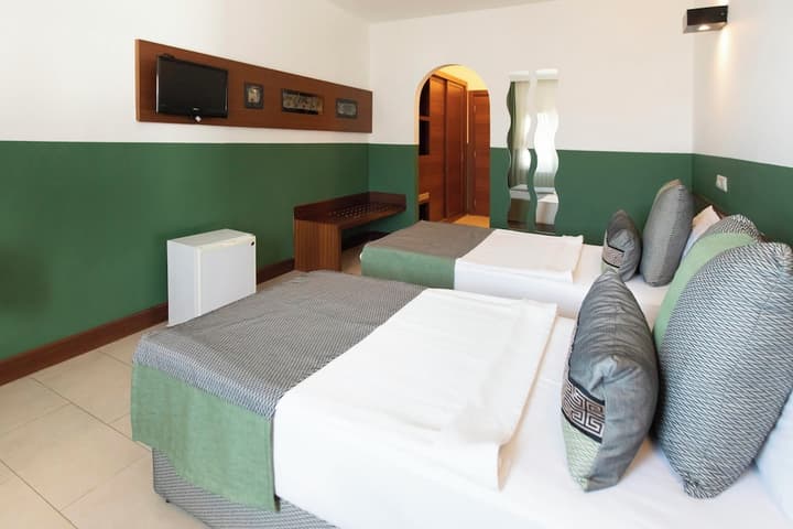 Magna Manastir Hotel