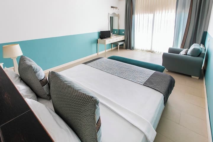 Magna Manastir Hotel