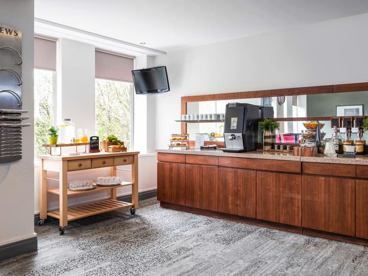 Mercure Bristol Holland House