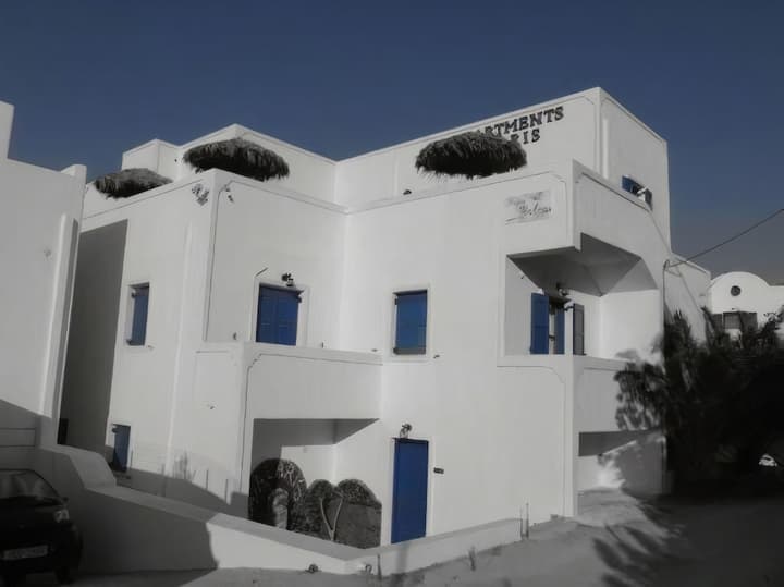Halaris Studios