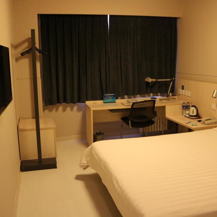 Jinjiang Inn(Beijing Universal Resort Tongzhou Beiyuan Subway Station)