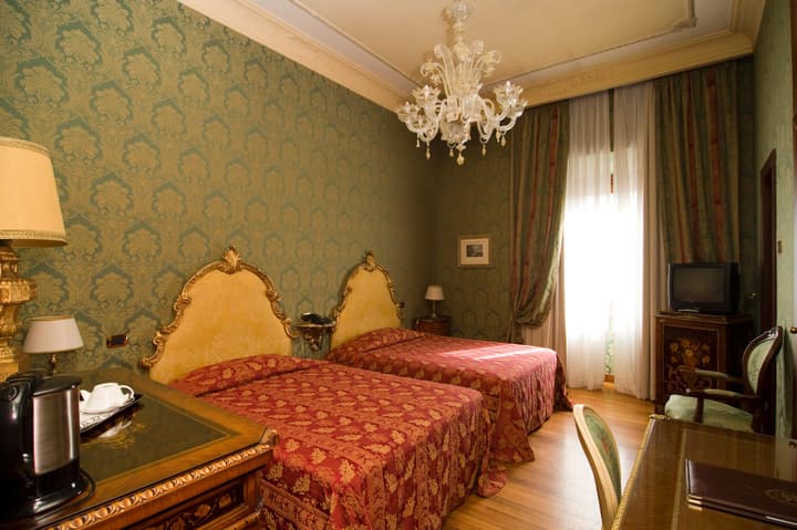 Turner Hotel