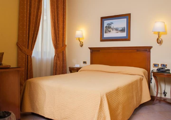 Le Cheminee Business Hotel