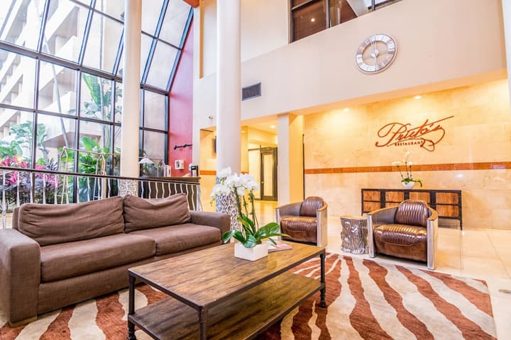 Regency Miami Airport