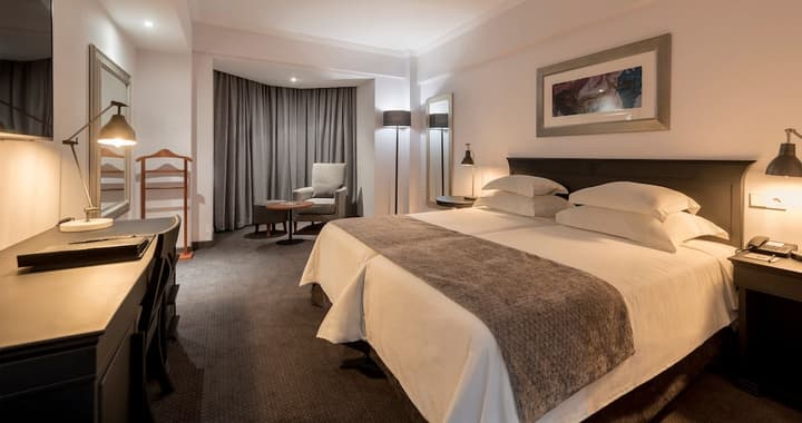Avenida Hotel