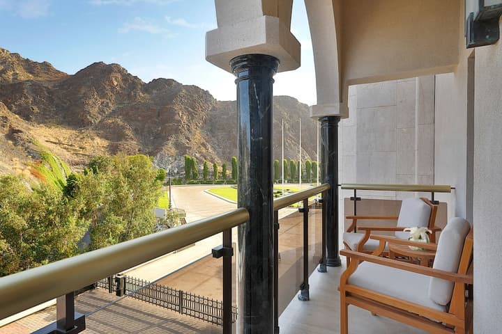 Al Bustan Palace, a Ritz-Carlton Hotel