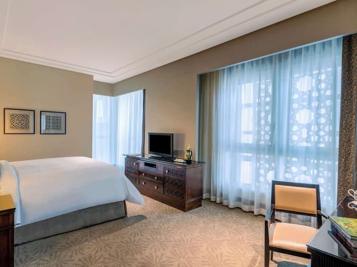Fairmont Makkah Clock Royal Tower