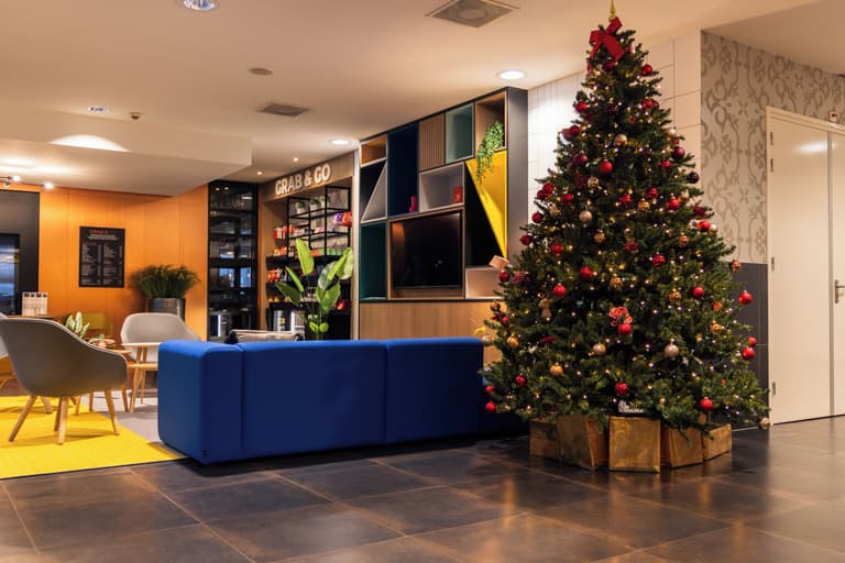 Holiday Inn Eindhoven Centre by IHG