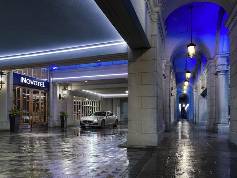 Novotel Toronto Centre