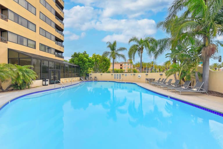 Embassy Suites by Hilton Anaheim Orange