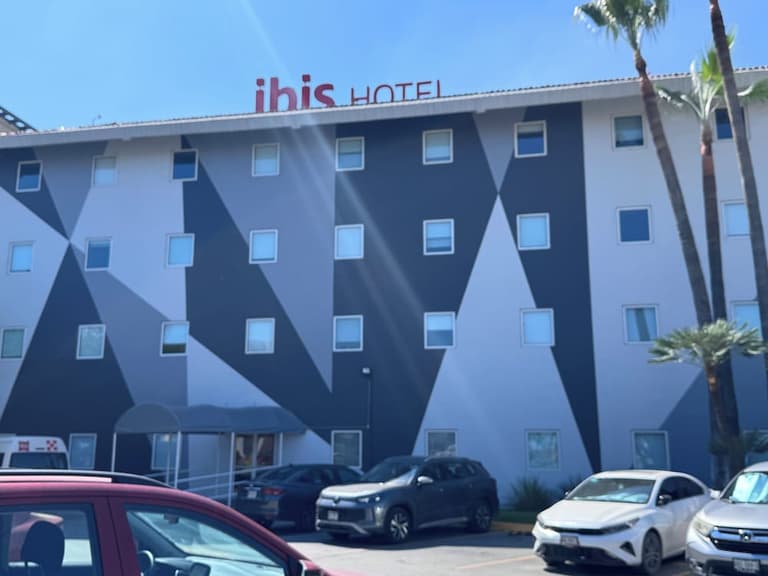 ibis Monterrey Aeropuerto